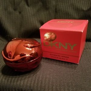 DKNY Be Tempted Eau de Parfum Spray--NEW